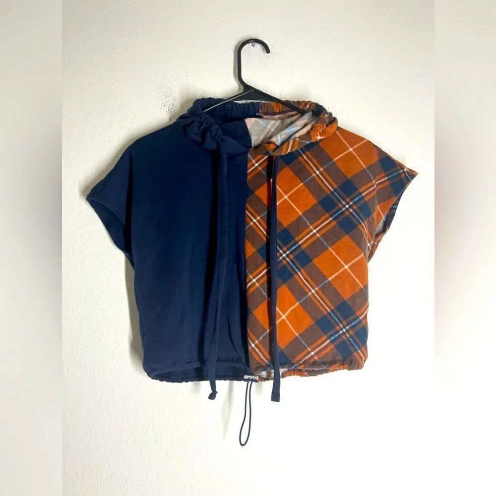 No Boundaries Women’s Plaid Navy Hoodie Top Size XS (1)